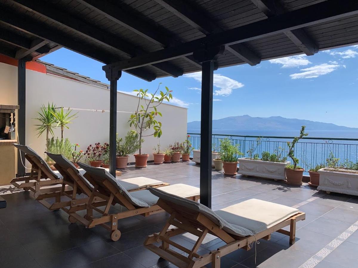 Apartamento Orange Sea View Penthouse Sarandë Exterior foto